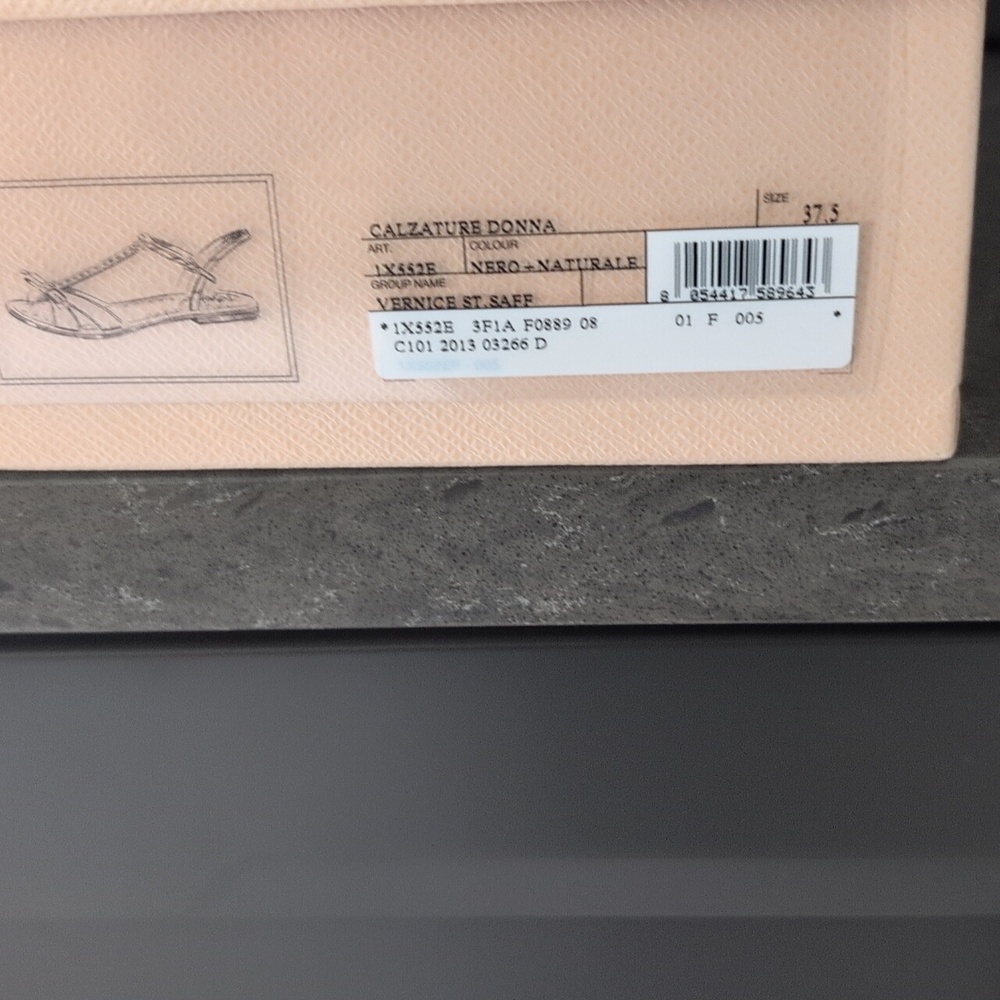Prada Shoes - Picture 12 of 12
